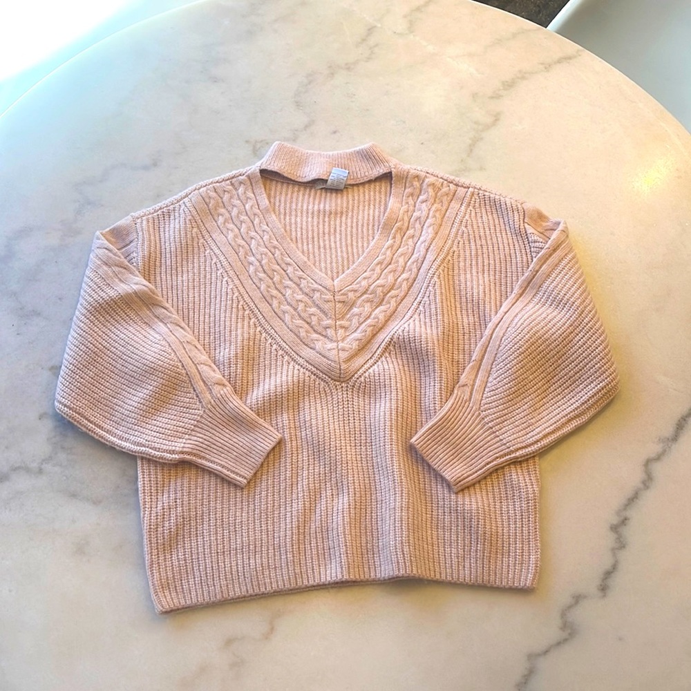 DESIGN HISTORY open mock neck sweater. M